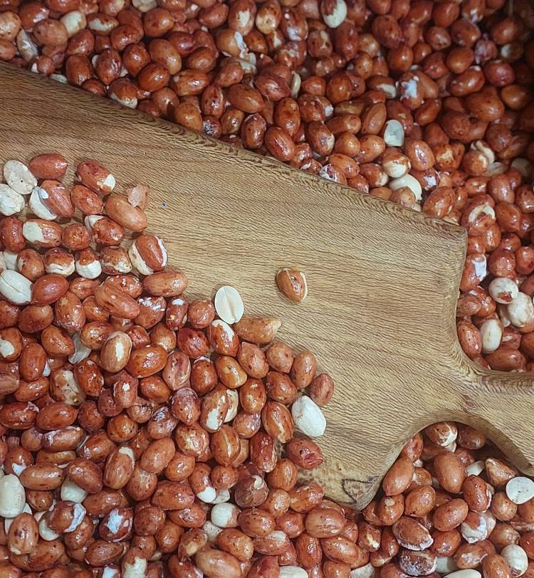 بادام زمینی شور